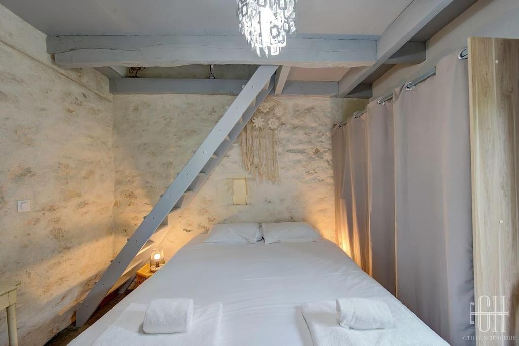Azalee - Sur Cher Holiday home *